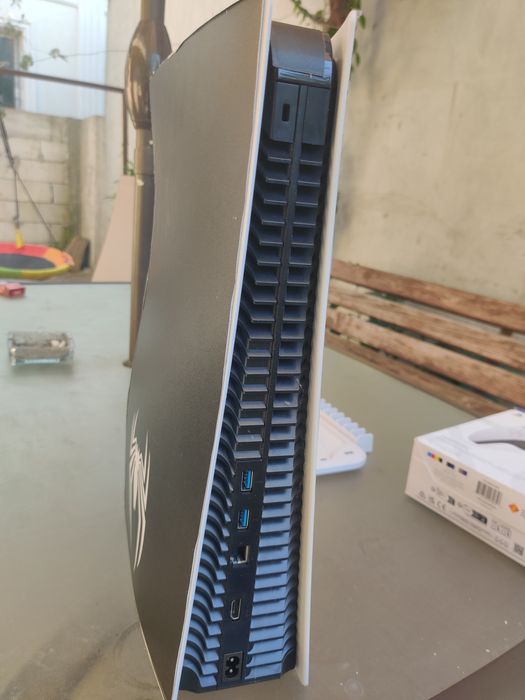 PlayStation 5 disc