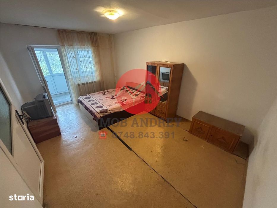 Apartament 2 camere, decomandat, central – aproape de Piata Nou