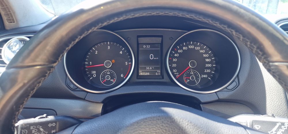 VOLKSWAGEN Golf 2012 — imagine 5