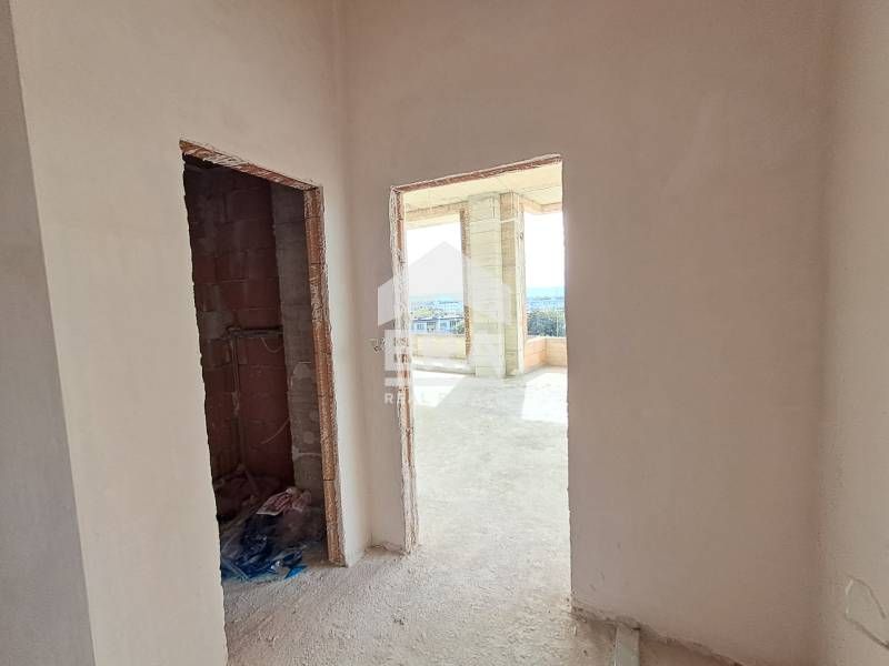 Продава се Тристаен апартамент в Варна, Бриз - 153 кв.м за 2190 €/кв.м - Снимка #7