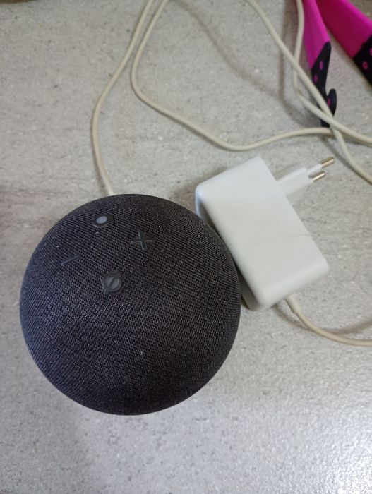 Boxa Alexa Amazon echo 5