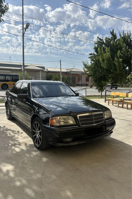Мерседес 202  C36 автомат