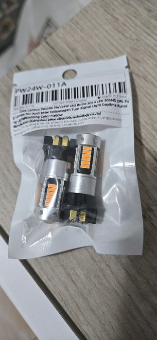 Vând becuri semnalizare(led) pentru far golf 7