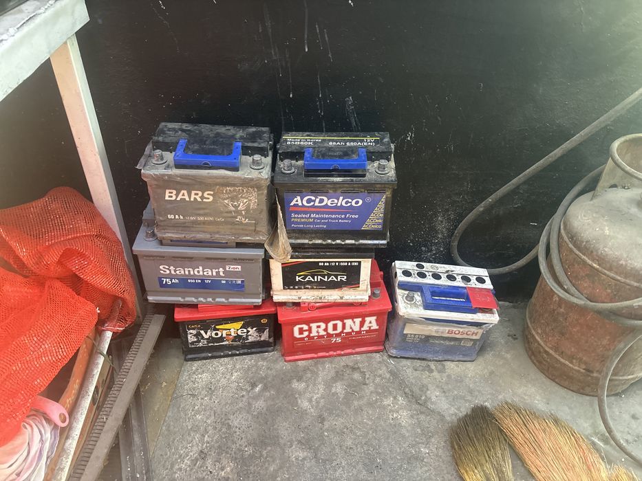 Продаю Б/У Аккумуляторы