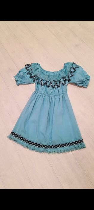 Продам платье новое