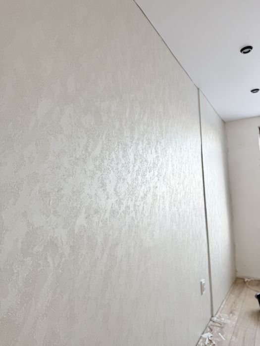 Поклейка обоев качественно