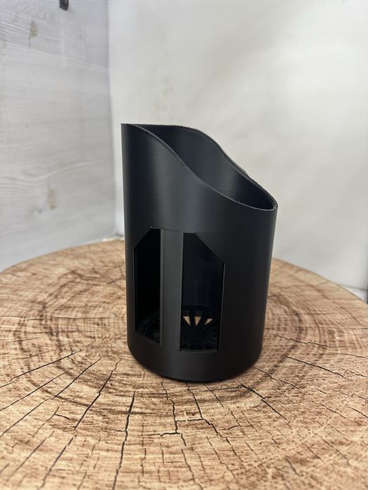 Поставка за бутилка 1.5литра Dacia/Дачия