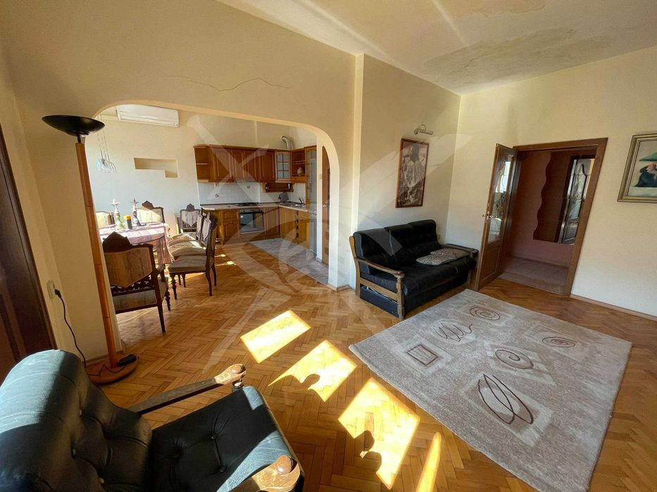 Тристаен апартамент в Център Пловдив 23919