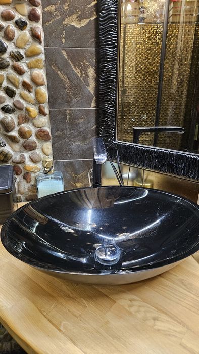 Дизайнерска душ кабина