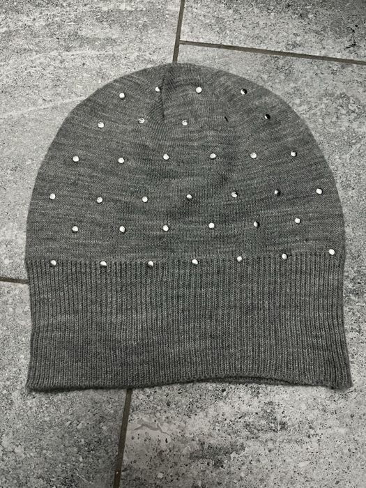 Продам детские шапки и шляпы