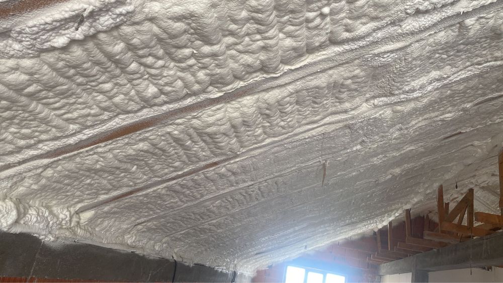 Spuma poliuretanica celula închisa/deschisa/polyuree