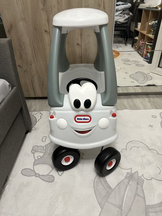 Masinuta Cozy Coupe