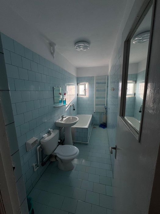 Apartament de închiriat