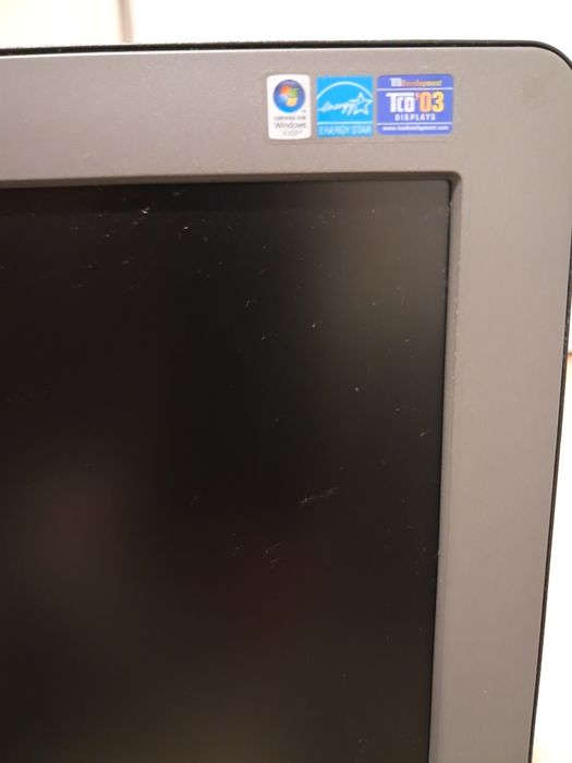 Монитор Samsung SyncMaster 931 BF