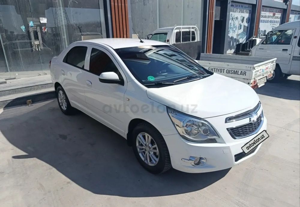 Срочно Кобальт сотилади накд ёки банк оркали кредит асосида!