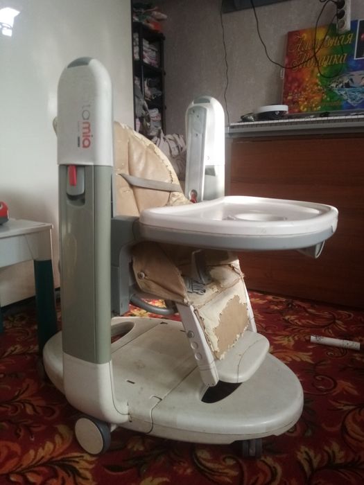 Стульчик для кормления