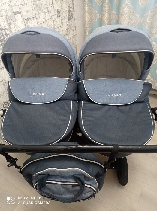 Коляска для двойняшек