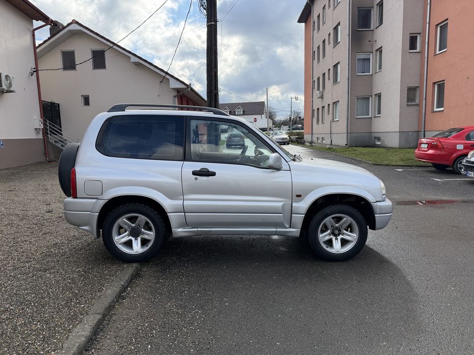 Suzuki Grand Vitara 1.6 - 2002 - Impecabil