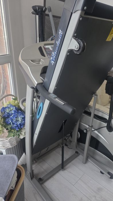 Беговая дорожка электрическая