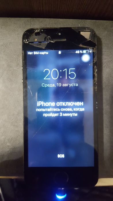 На запчасти 5s рабочи