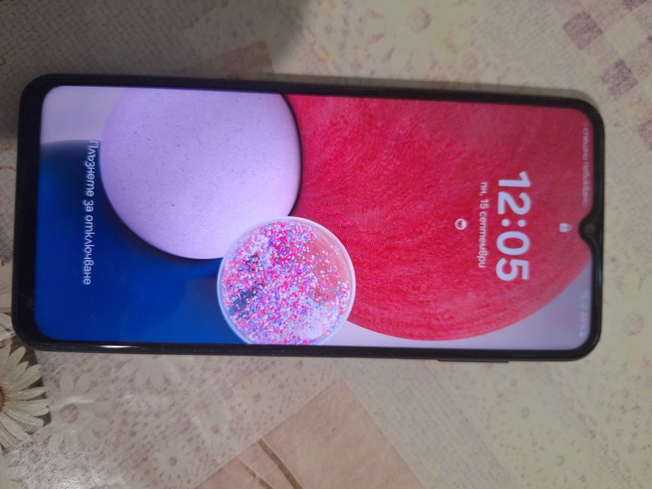 Продавам Samsung a13
