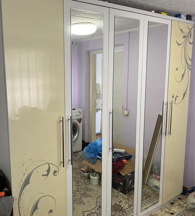 Продам шкаф