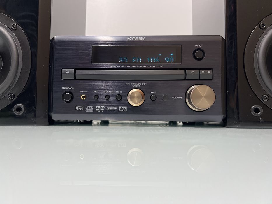 Receiver CD, DVD, CDR, CDRW, MP3 YAMAHA RDX-E700 cu Boxe YAMAHA NX-E700 și Telecomandă