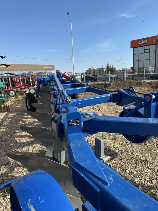 Плуг полунавесной ПП-(9+2)Х35