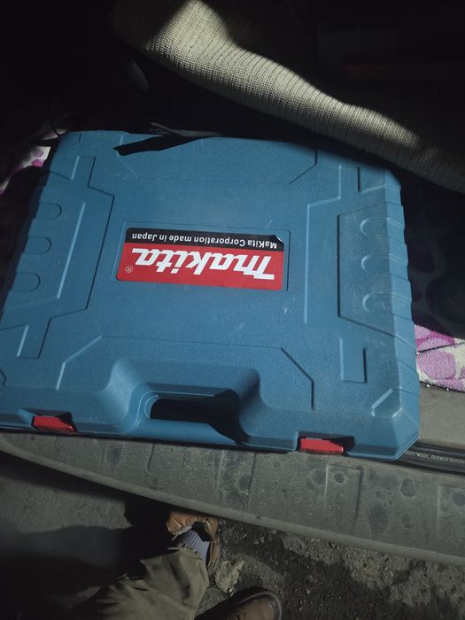 Продам набор электроинструмента 4в1