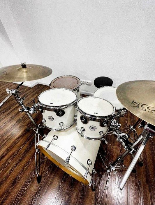 Original DW drums.SOTILADI.Zvuklari zo'r.