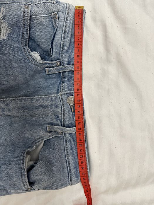 Blugi Levi’s 721 High Rise