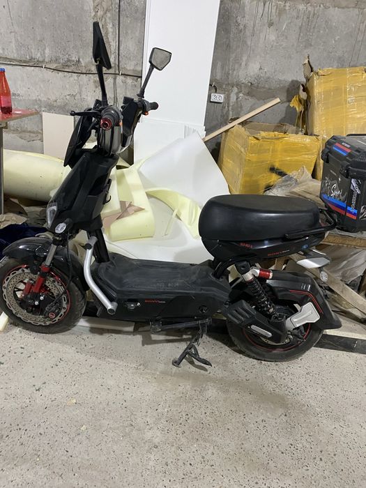 Продаётся электро скутер