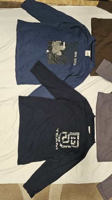 Set 4 bluze pulovere baieti 140