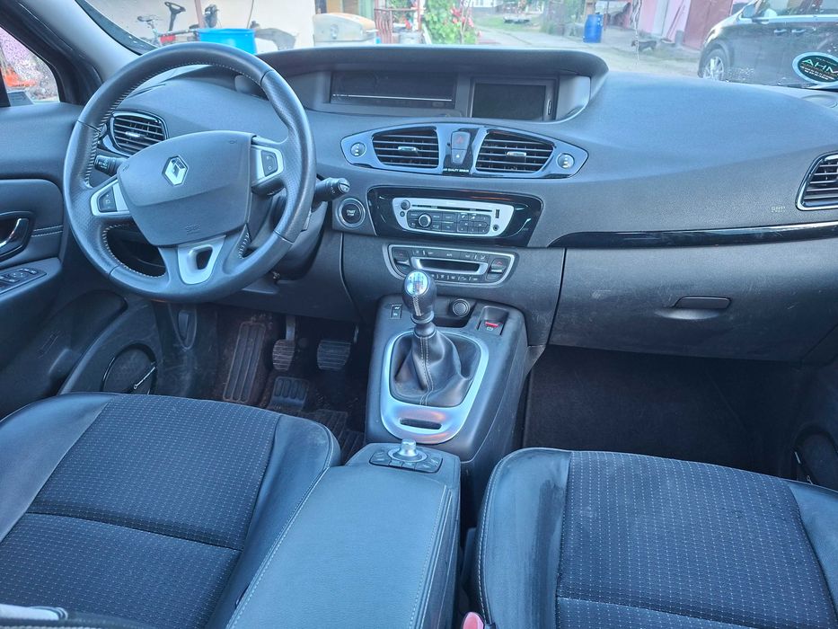 Renault Grand Scenic 1.4 Benzină Bose Cameră