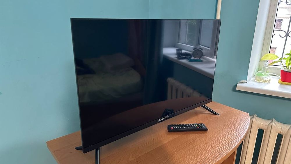 Продаётся телевизор LEADBROS 32"