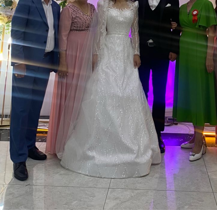 Платье вечерное.