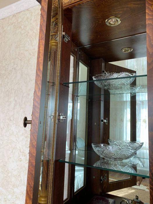 Сервант в гостиную