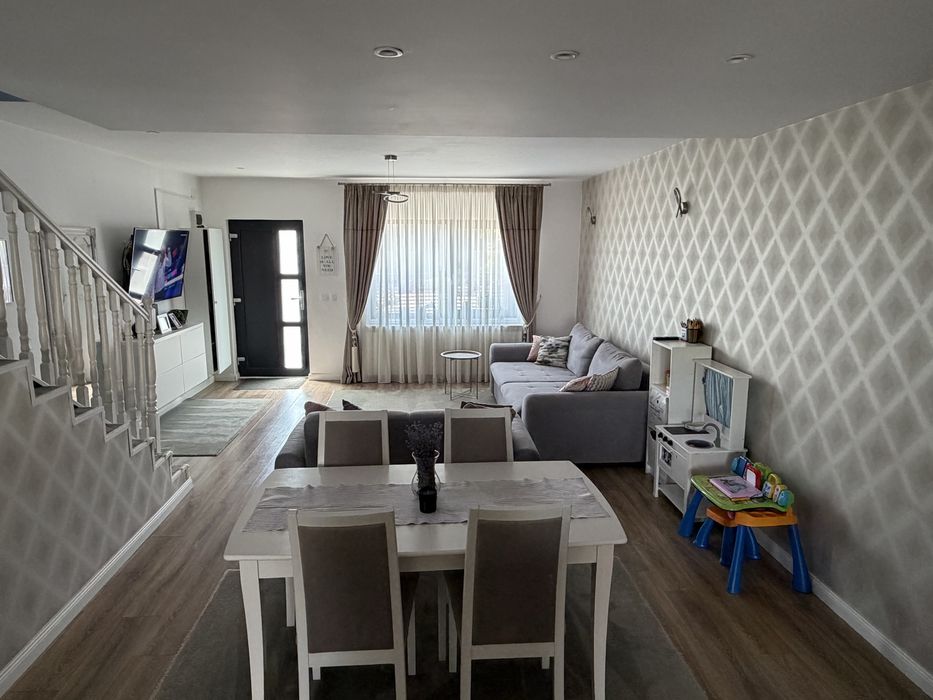 Casa de inchiriat Bucium Visan Barnova
