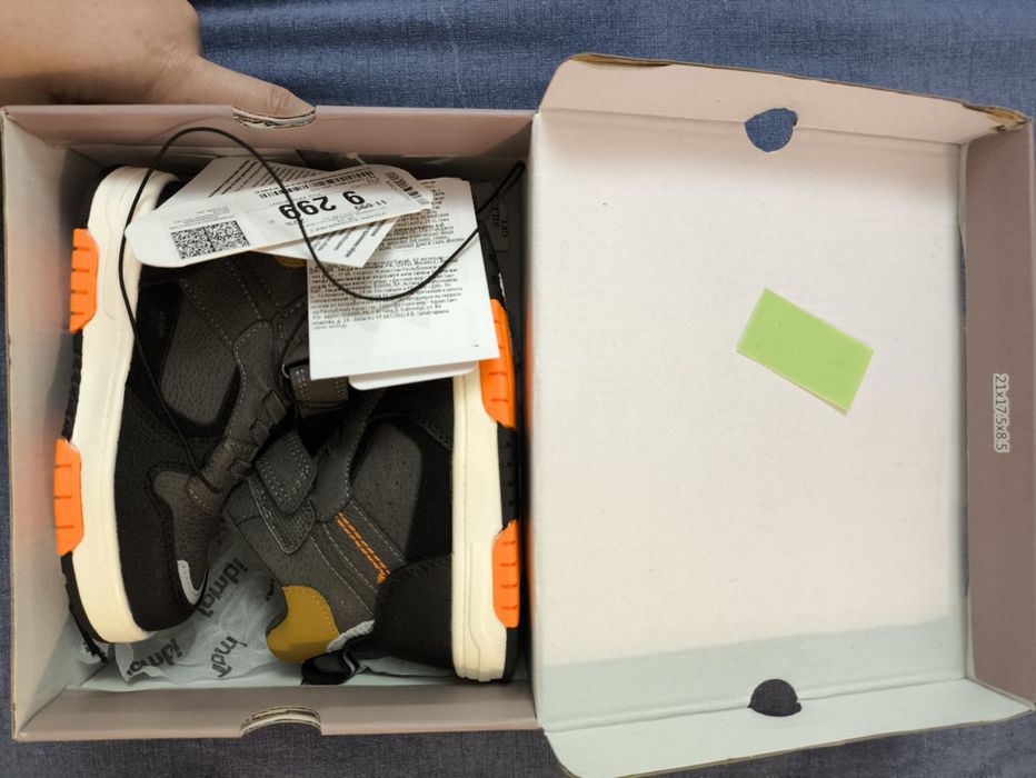 Продам ботиночки 24-25рр