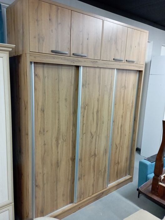 Шкафы на заказ и продаётся