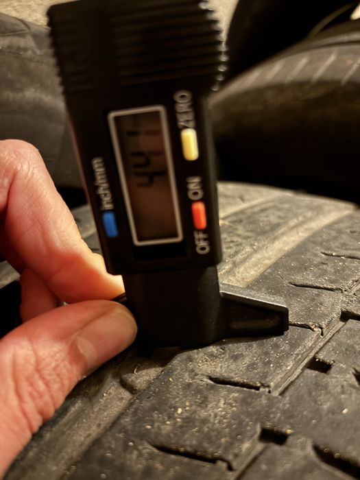 Continental PremiumContact 235 55 R19