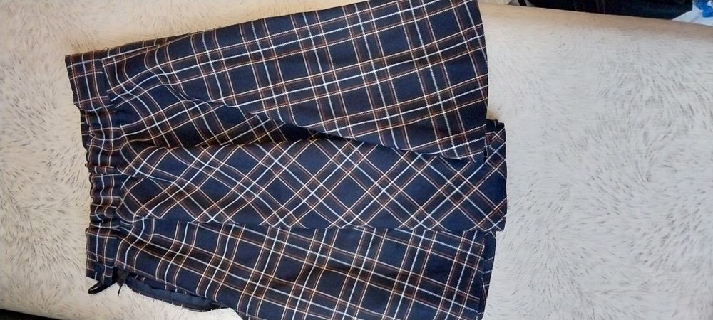 Продам детскую школьную форму