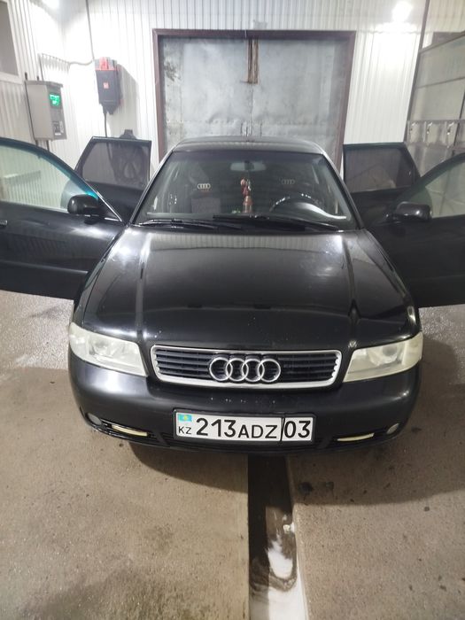 Продам хорошую машину