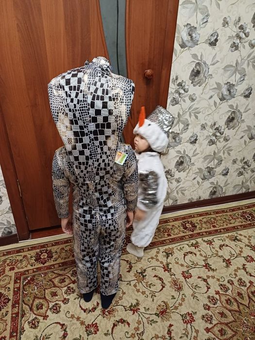 Костюм на НГ продается