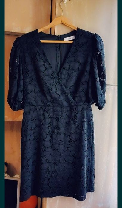 Чисто нова дамска рокля