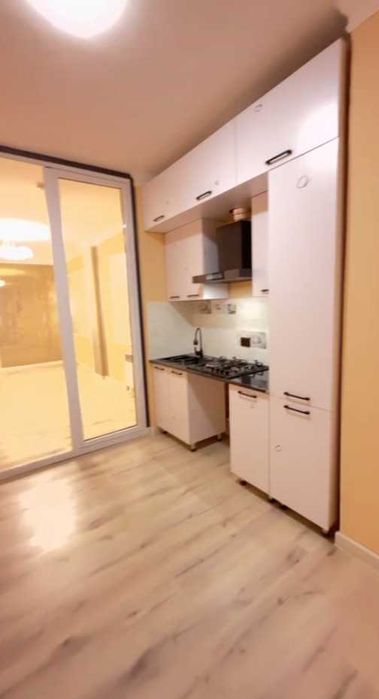 Янги Чоштепа 1/7/12  евроремонт метро