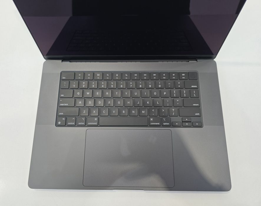 MacBook Pro 16 M3PRO 18/512 100%
