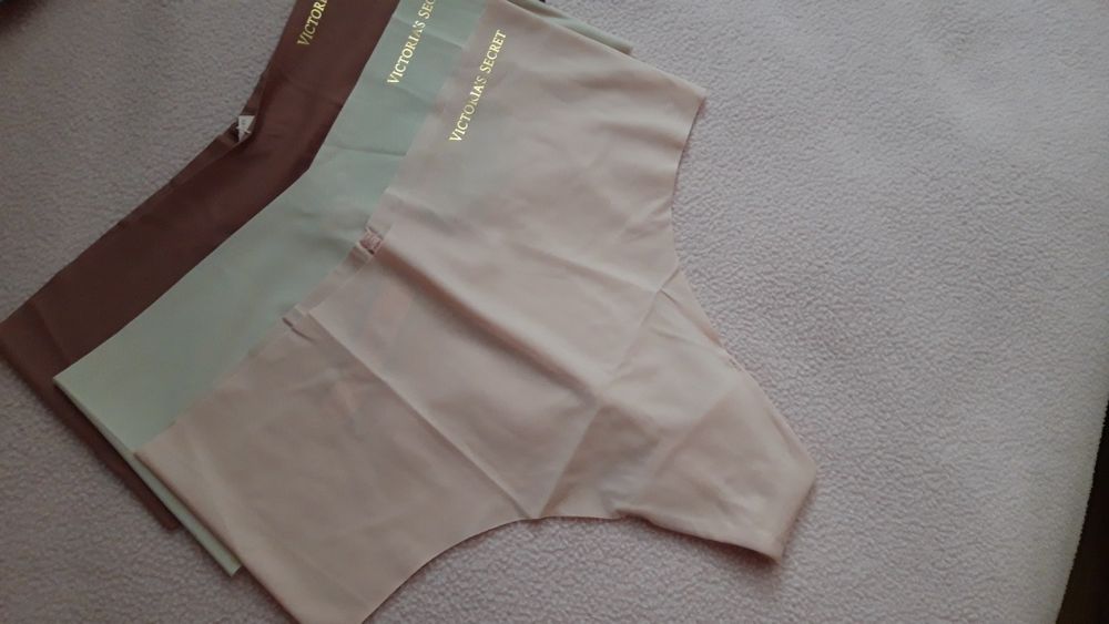 Оригинално безшевно бельо на Victoria's secret