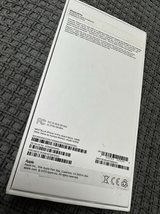 Продам iPhone 14 Pro 128GB (черный / Space Black)