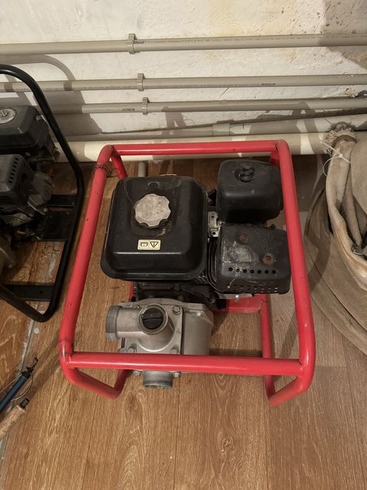 Продам насос водяной